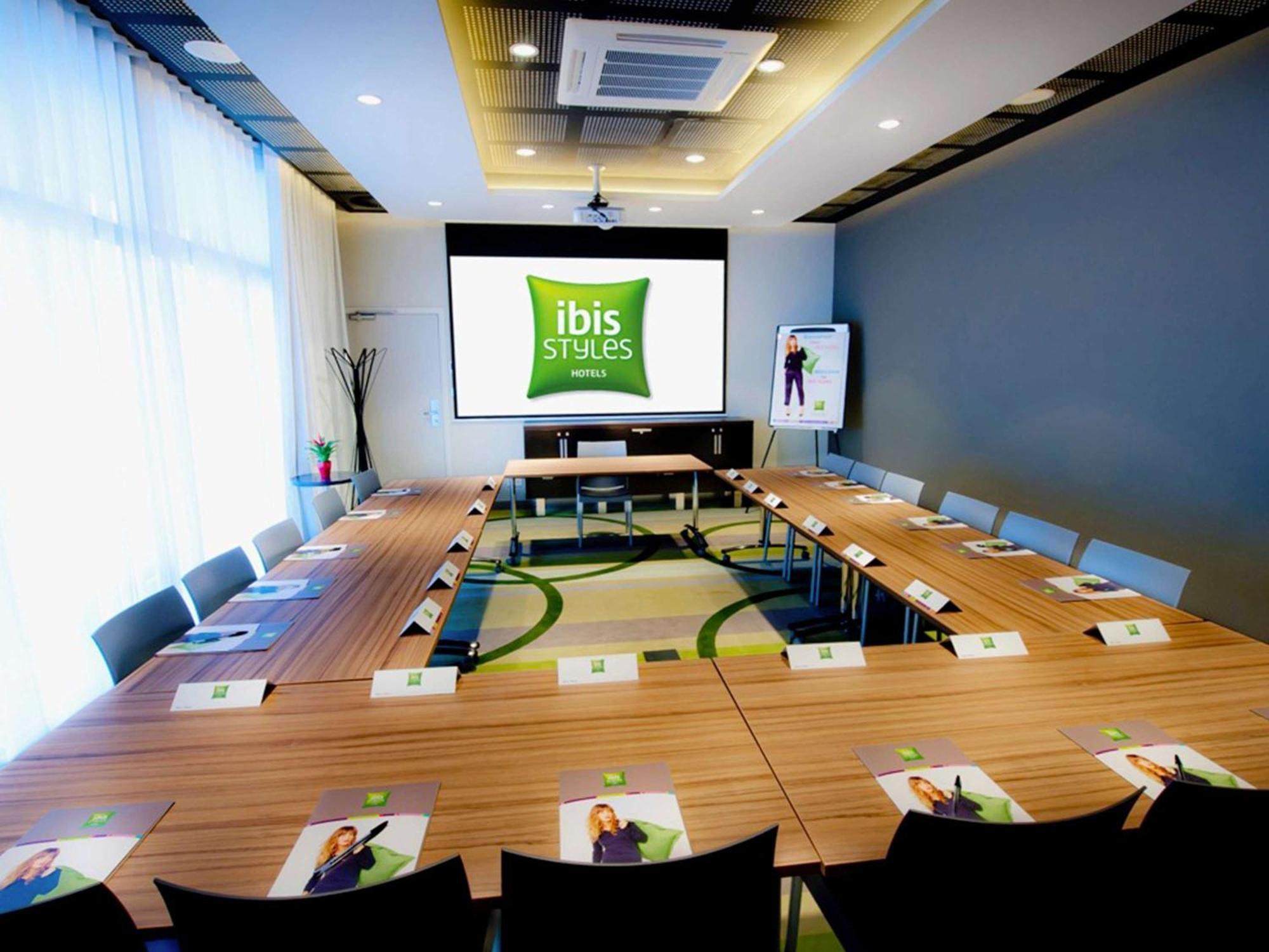 Ibis Styles Brest Centre Port Exterior foto